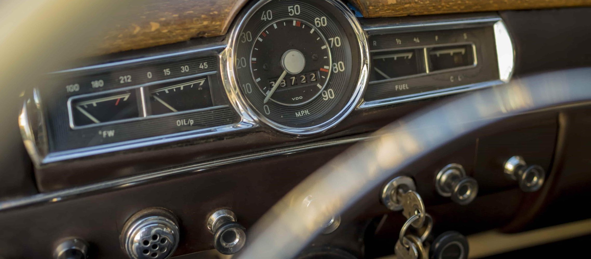 auto-accident attorneys in ct - showing speedometer